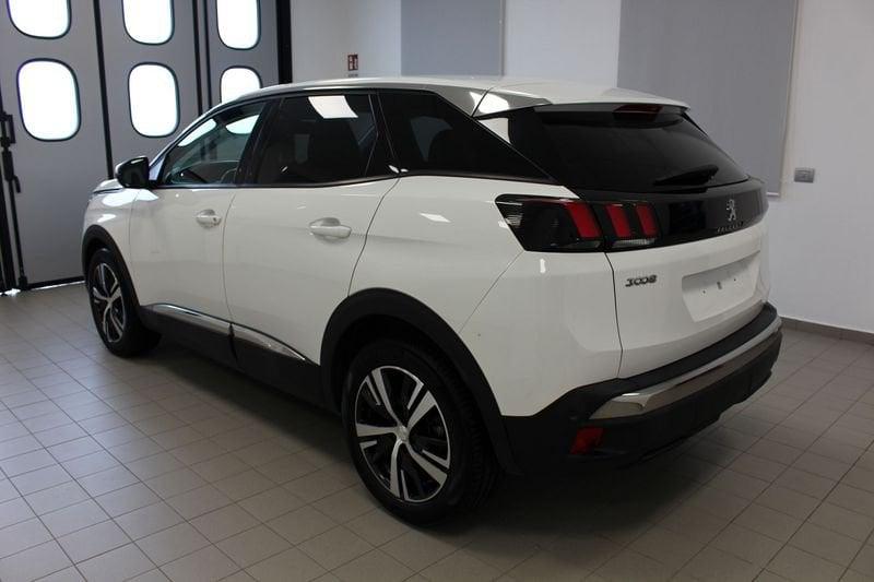 Peugeot 3008 BlueHDi 130 EAT8 S&S Allure