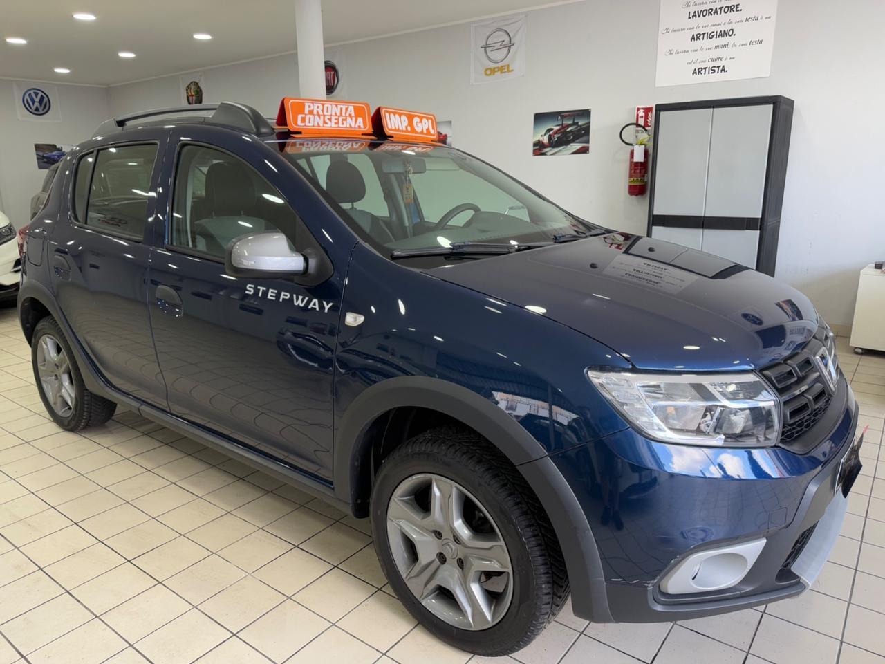 Dacia Sandero Stepway 2018 gpl nuova