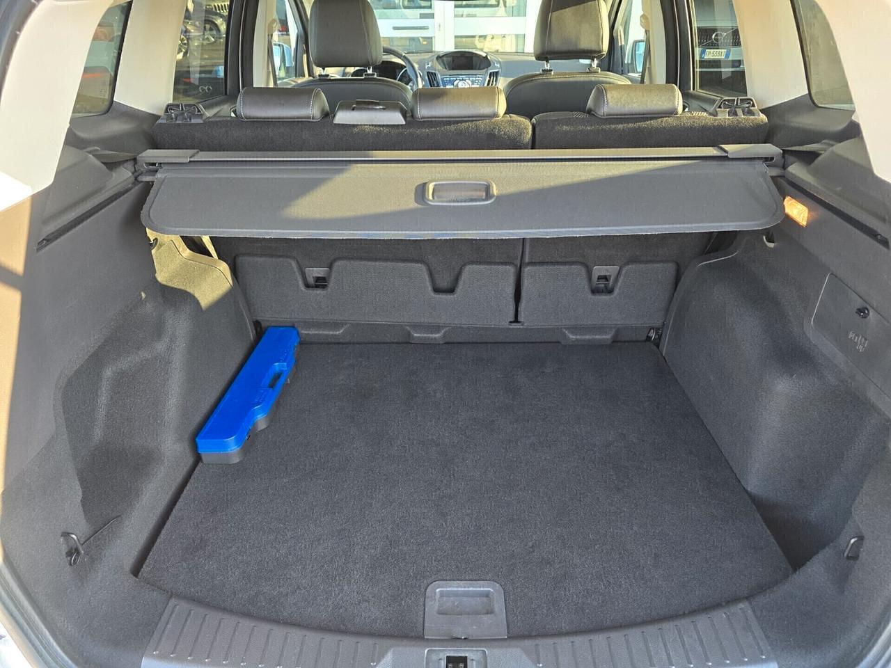 Ford Kuga 2.0 TDCI 180 CV S&S 4WD Powershift Tit.