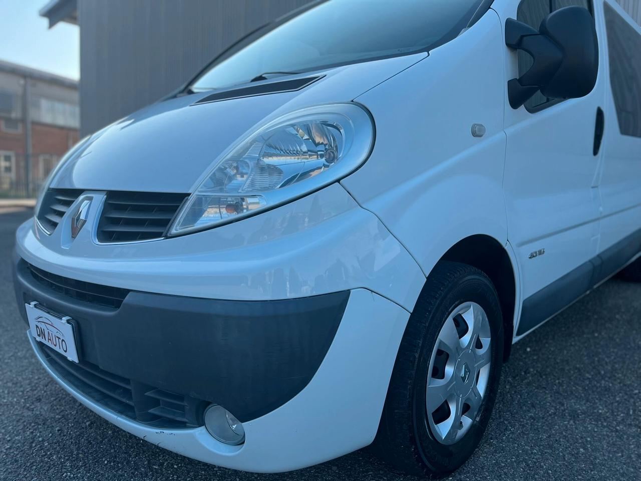 Renault Trafic 2.0 dCi Long 9posti