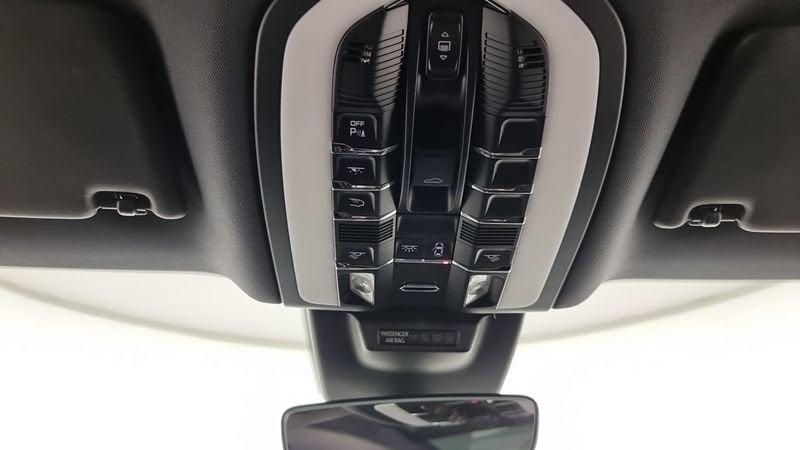 Porsche Macan 2.0 T