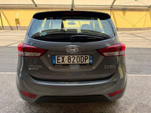 Hyundai iX20 1.4 90 CV ""SOLO 20.000 KM"" XPossible