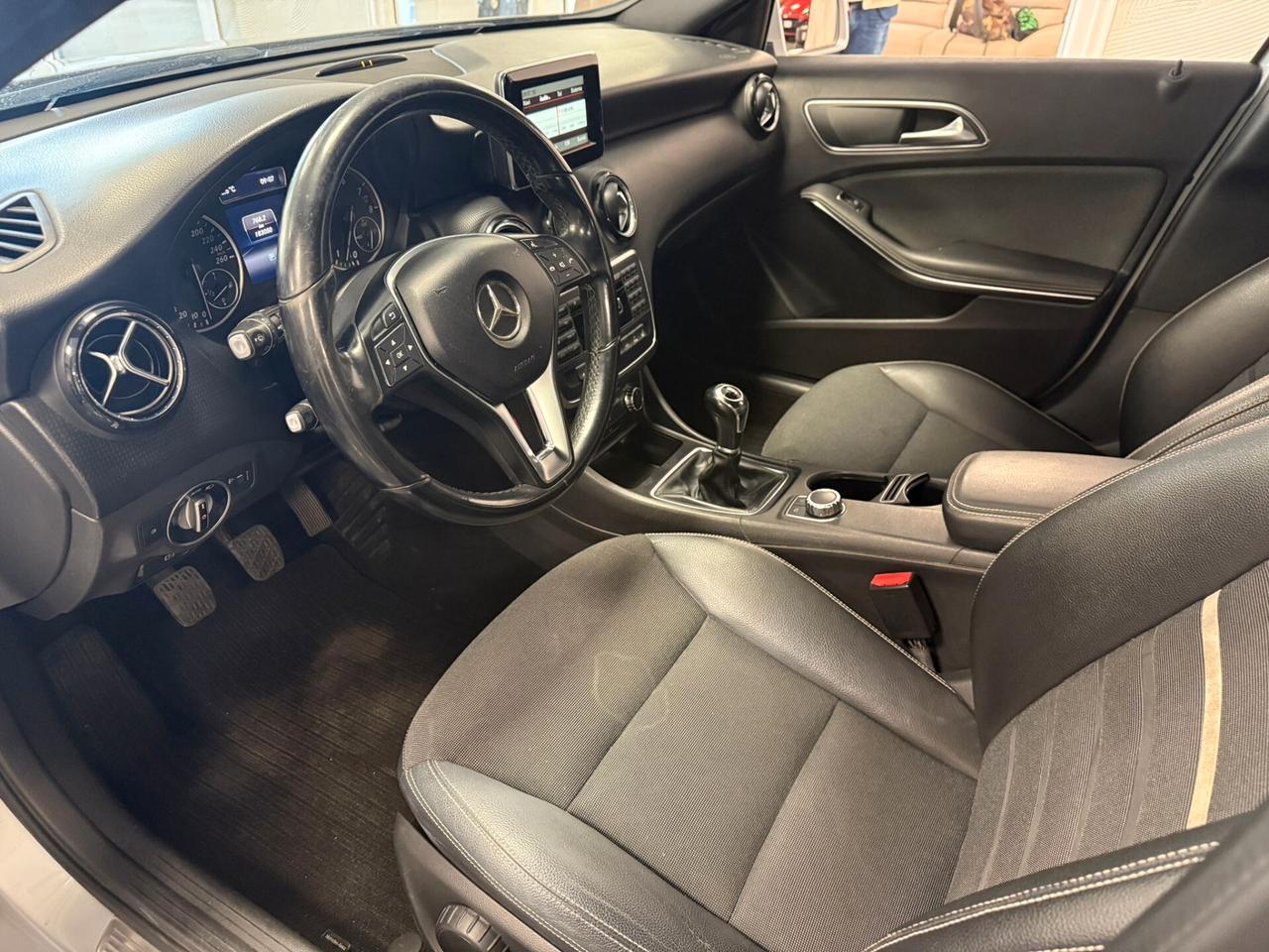 Mercedes-benz A 180 Premium