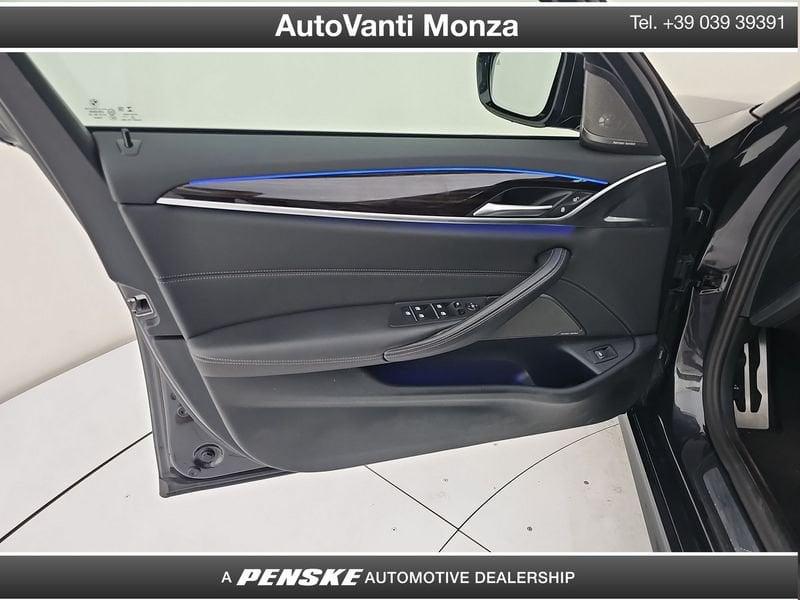 BMW Serie 5 540i Touring mhev 48V xdrive Msport auto