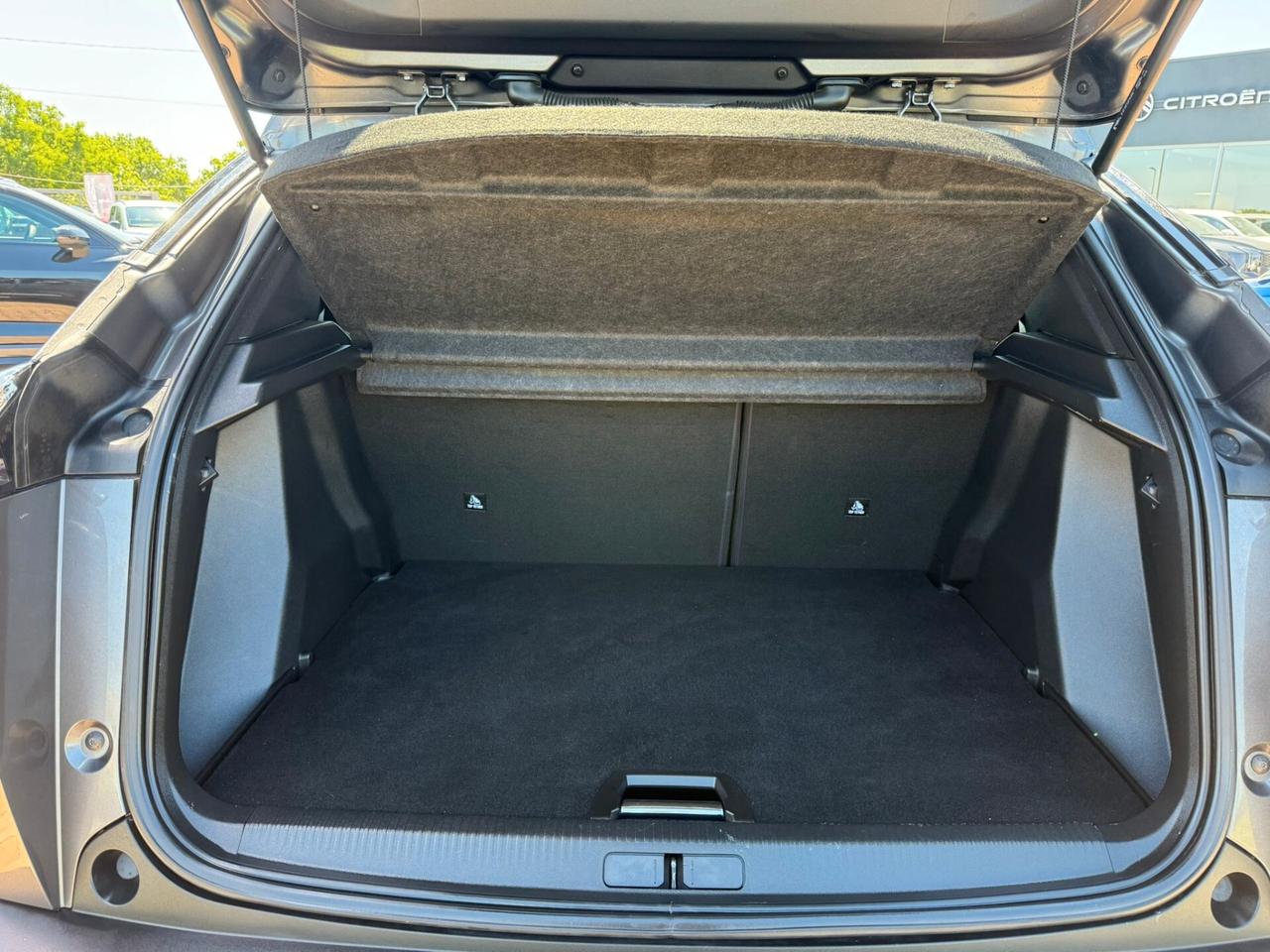 Peugeot 2008 PureTech 100 S&S Allure