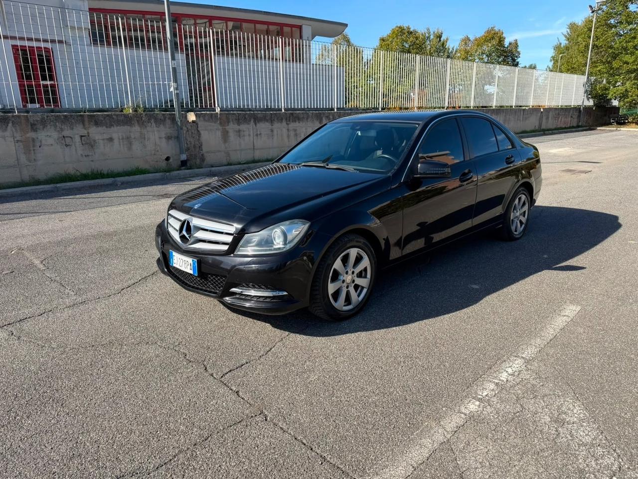 Mercedes-benz C 200 220 CDI BlueEFFICIENCY Elegance