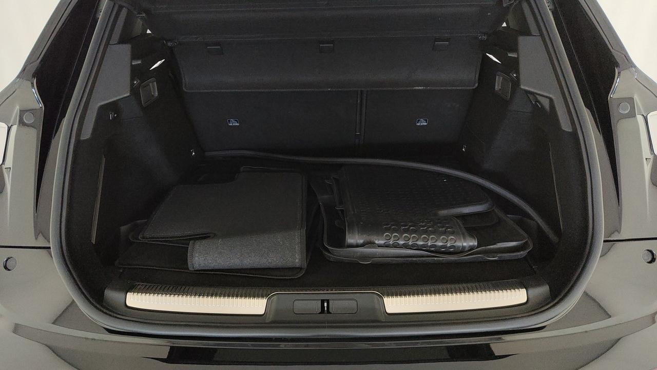 DS DS7 Crossback - DS7 Crossback 1.5 bluehdi Grand Chic 130cv auto