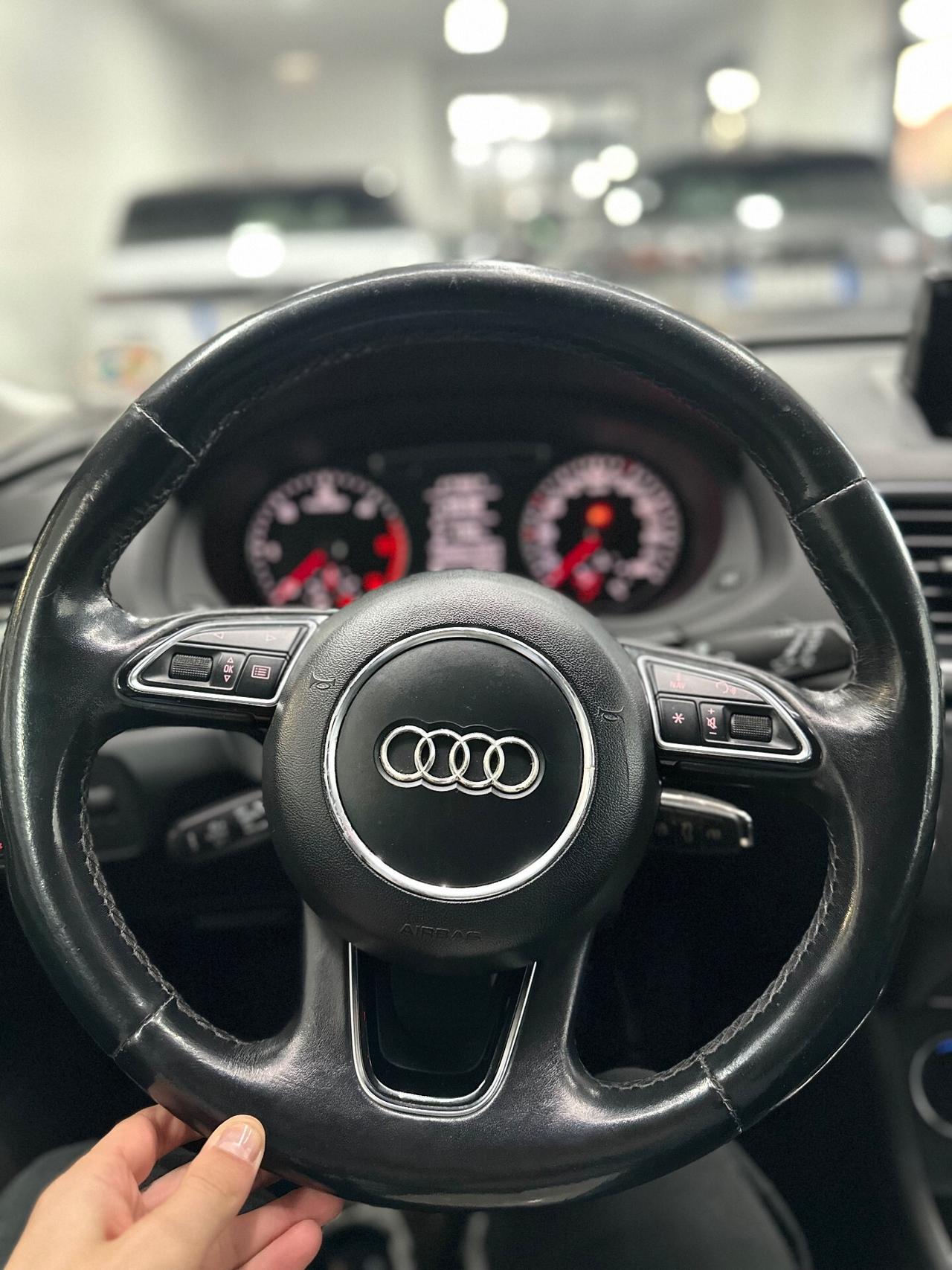 Audi Q3 S-LINE 2.0 TDI 150 CV quattro