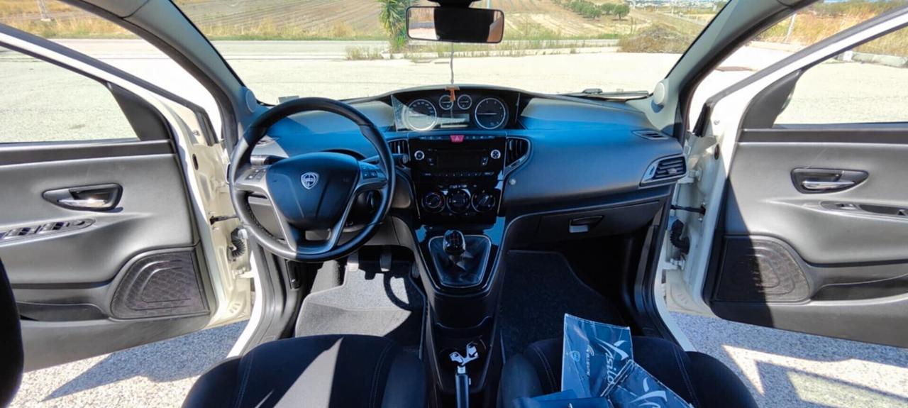 Lancia Ypsilon 1.3 MJT 16V 95 CV 5 porte S&S Platinum