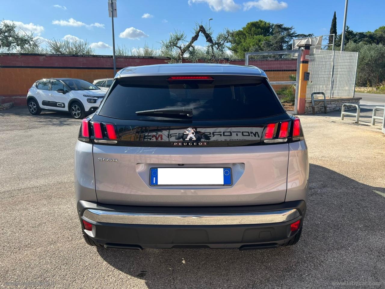 PEUGEOT 3008 ALLURE EAT8 1.5 BLUEHDI 130CV AUTOMATICA IVA ESPOSTA