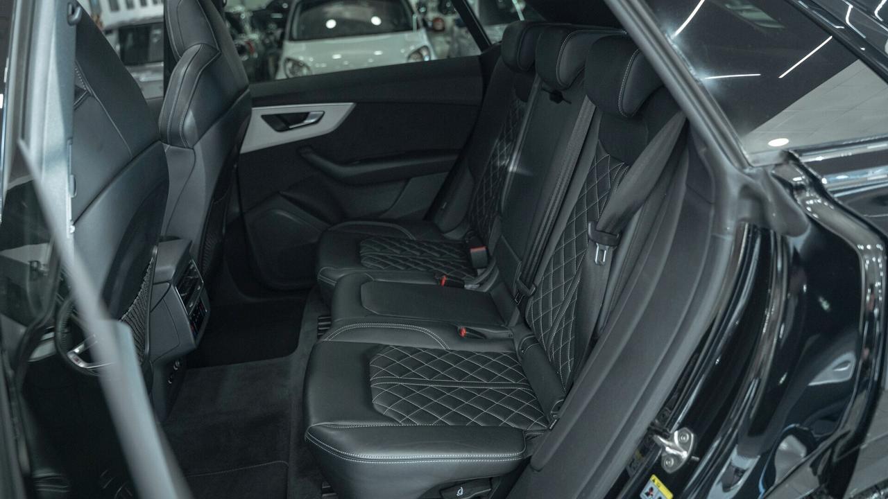 Audi SQ8 4.0 V8 TDI MHEV QUATTRO TETTO SEDILI PACK LUCI FUL