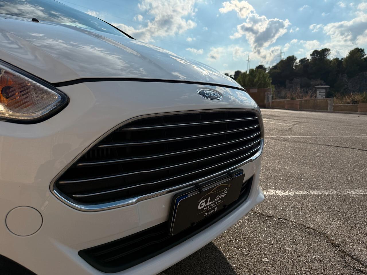 Ford Fiesta TITANIUM/1.6 95CV/LED/CERCHI 16"