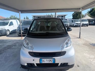 Smart ForTwo 1000 52 kW coupé limited one