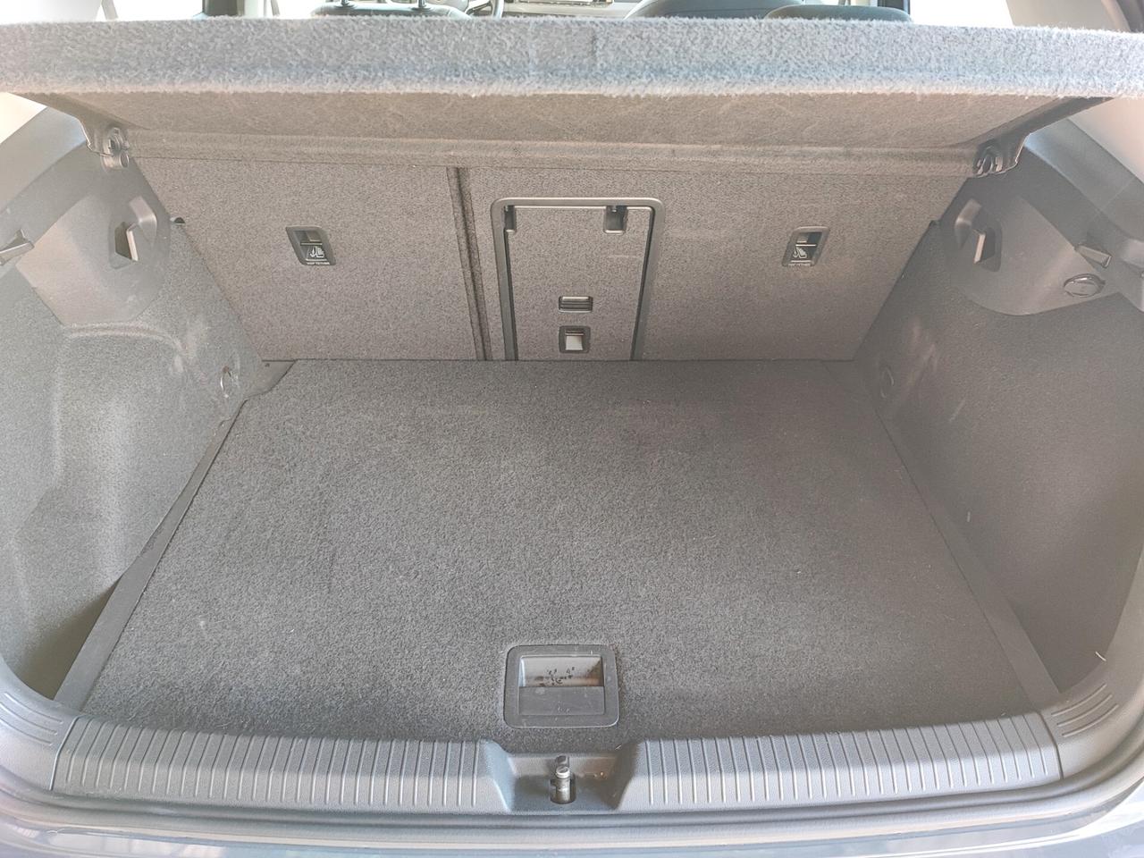 Volkswagen Golf 2.0 TDI 150 CV DSG SCR Style