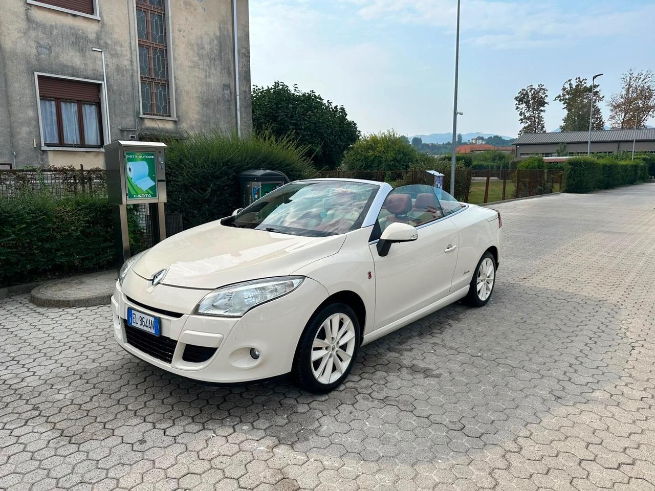 Renault Megane Mégane C-C 1.5 dCi 110CV Floride