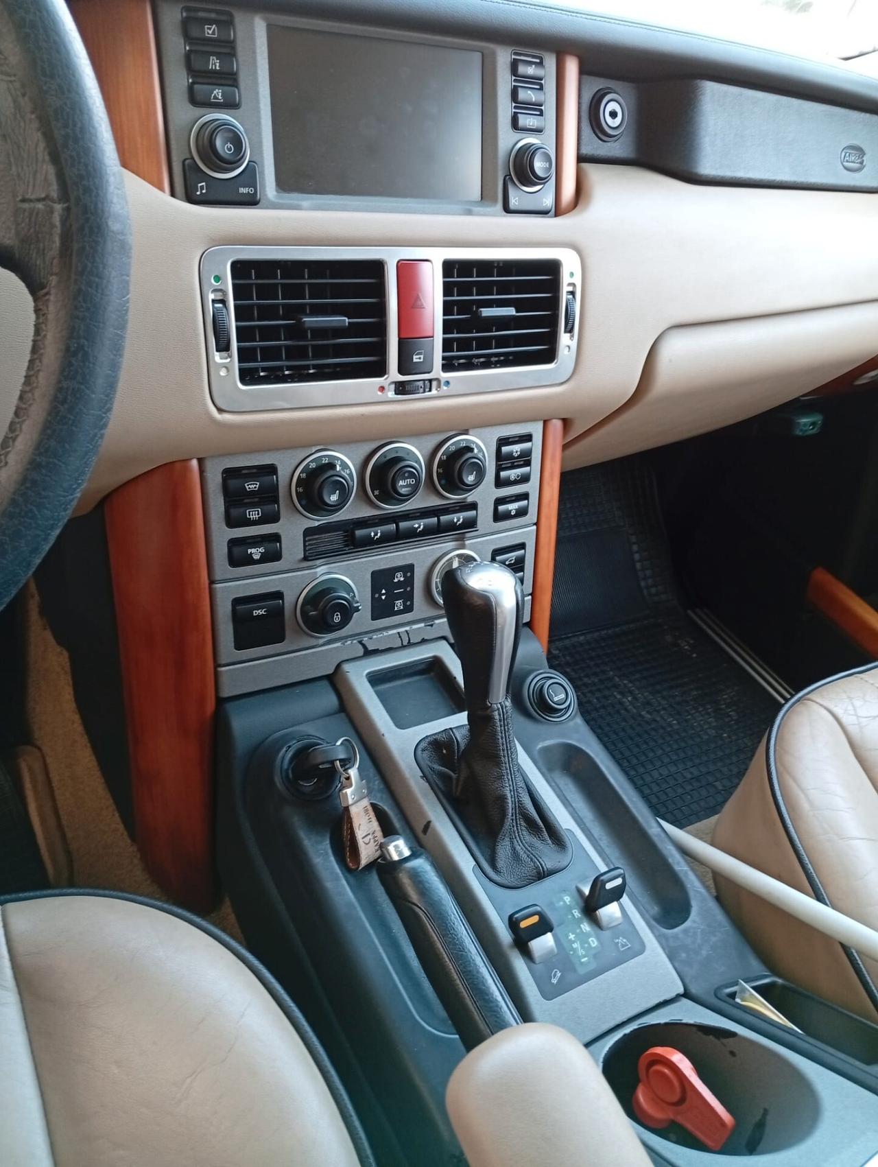 Land Rover Range 3.0 Td6 SE