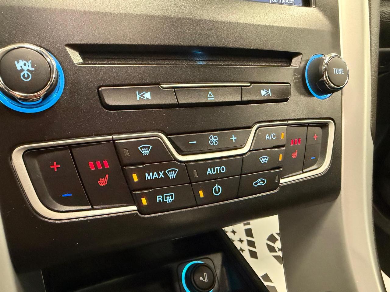 Ford Mondeo 2.0 TDCi 150 CV S&S Powershift SW Titanium Business