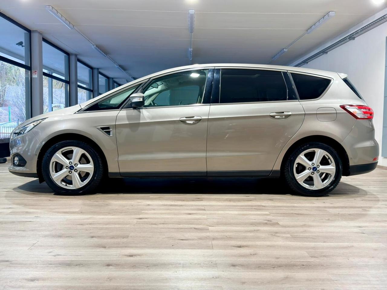 FORD S-MAX 2.0 150cv AUTOMATICA TITANIUM 2017