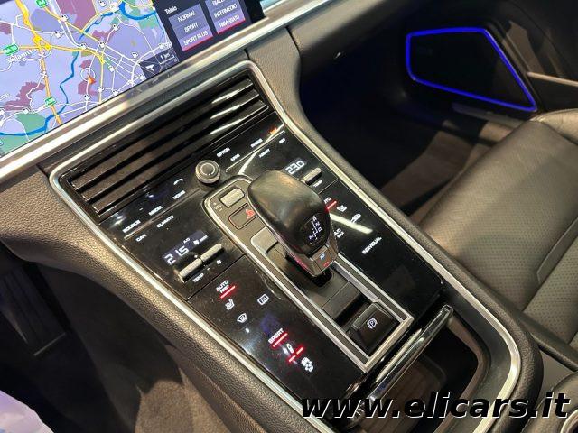 PORSCHE Panamera 3.0