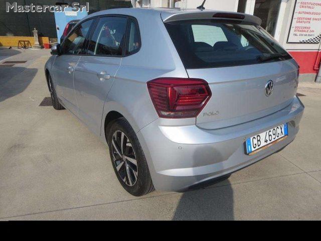 VOLKSWAGEN Polo Polo VI 2017 5p 1.6 tdi Highline 95cv dsg GB469GX
