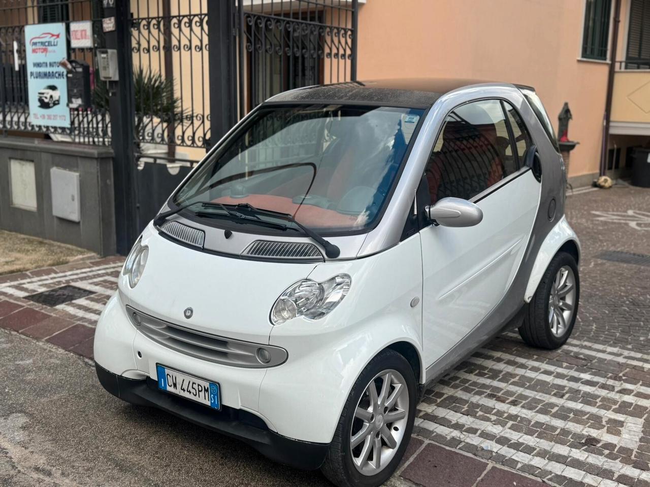Smart ForTwo 700 coupé pure
