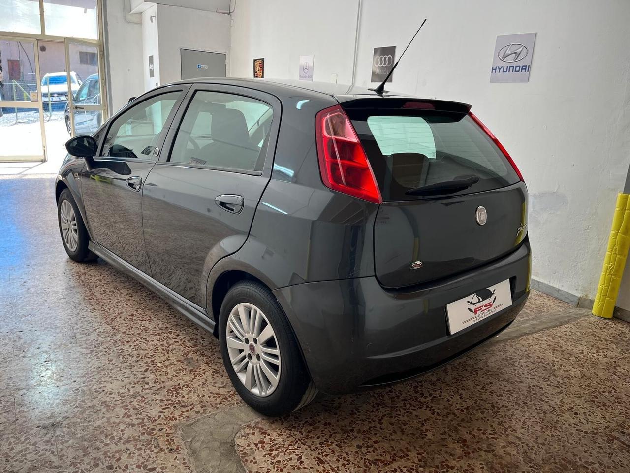 Fiat Grande Punto 1.3 MJT 75 CV 5 porte Dynamic