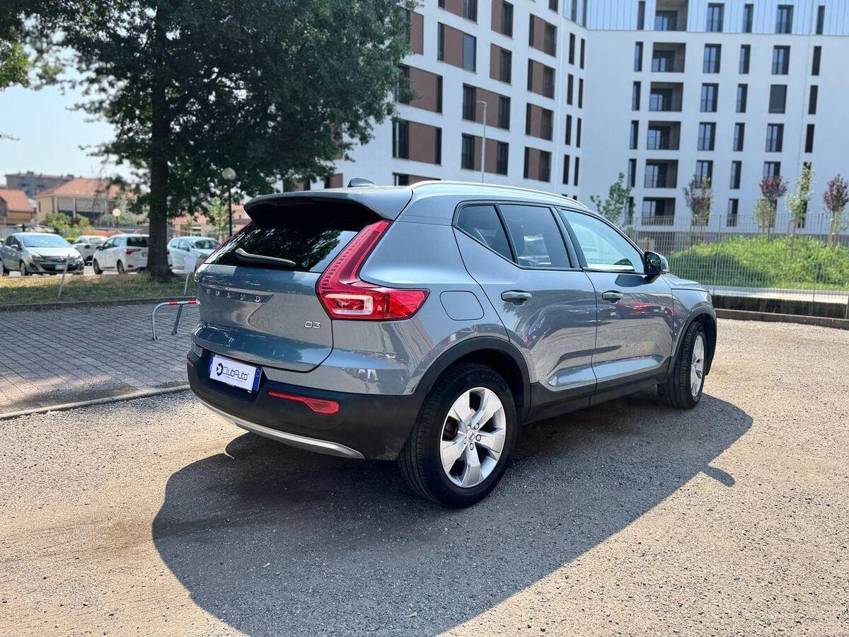 Volvo XC40 2.0 d3 Momentum auto my21