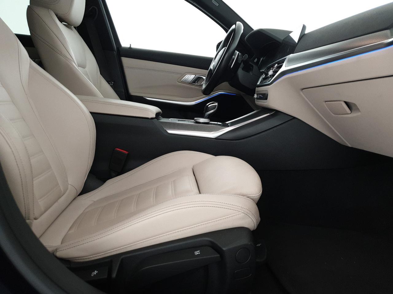 BMW Serie 3 320d touring mhev 48v xdrive msport auto