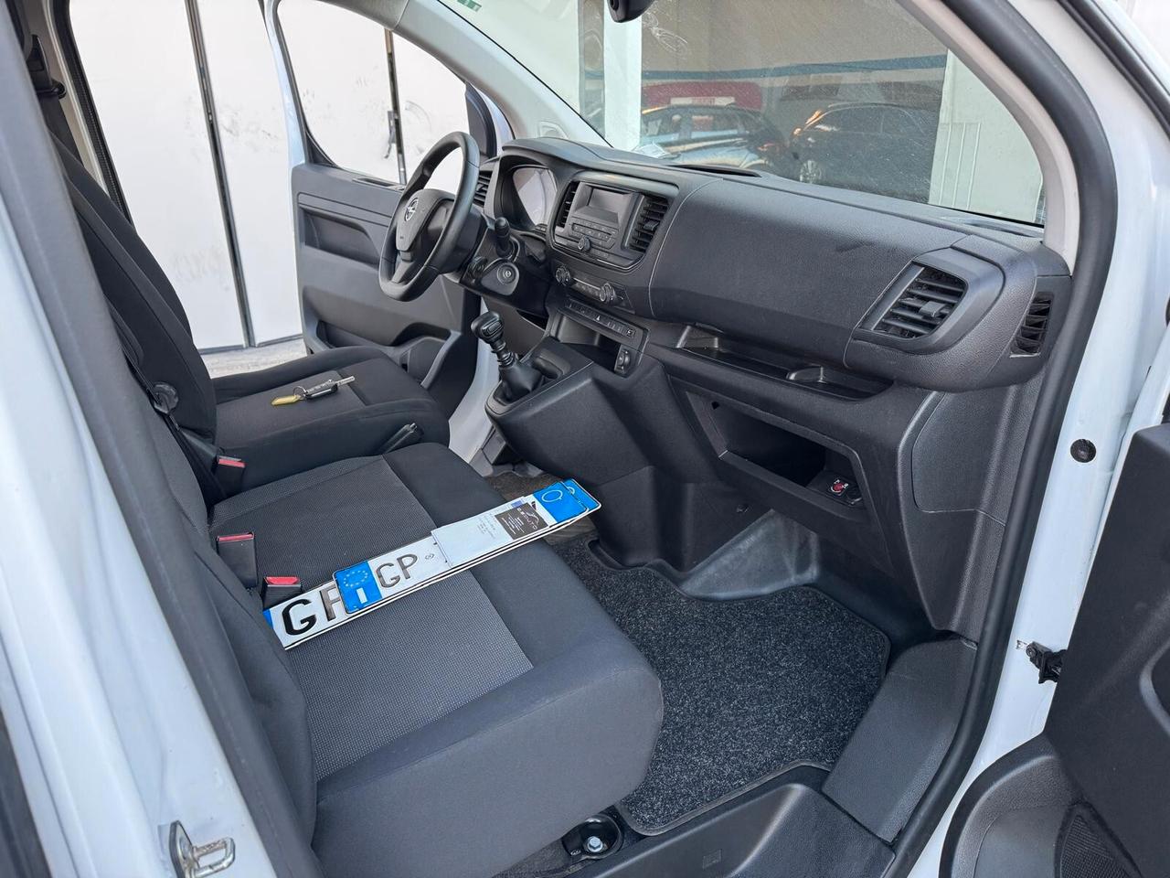 Opel Vivaro C Combi L 1.5d PASSO LUNGO MOTORE KO