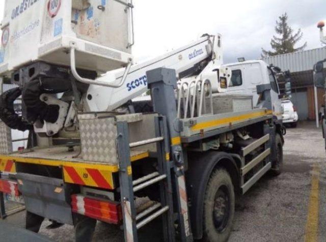 MERCEDES-BENZ UNIMOG U20 4x4