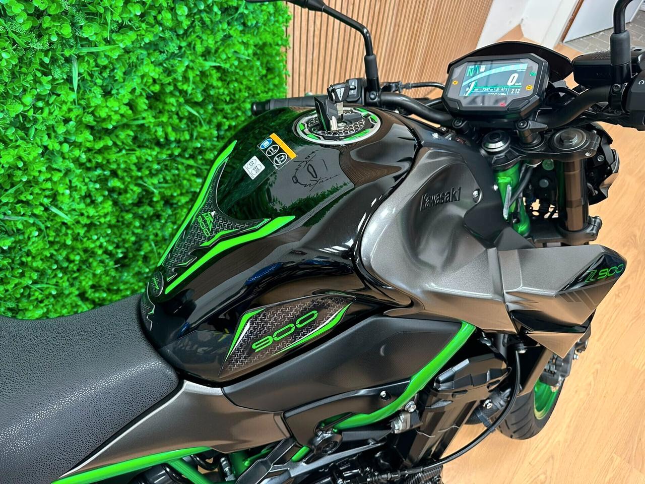 KAWASAKI Z900 Z 900 2024 13.000KM DA 119€ AL MESE