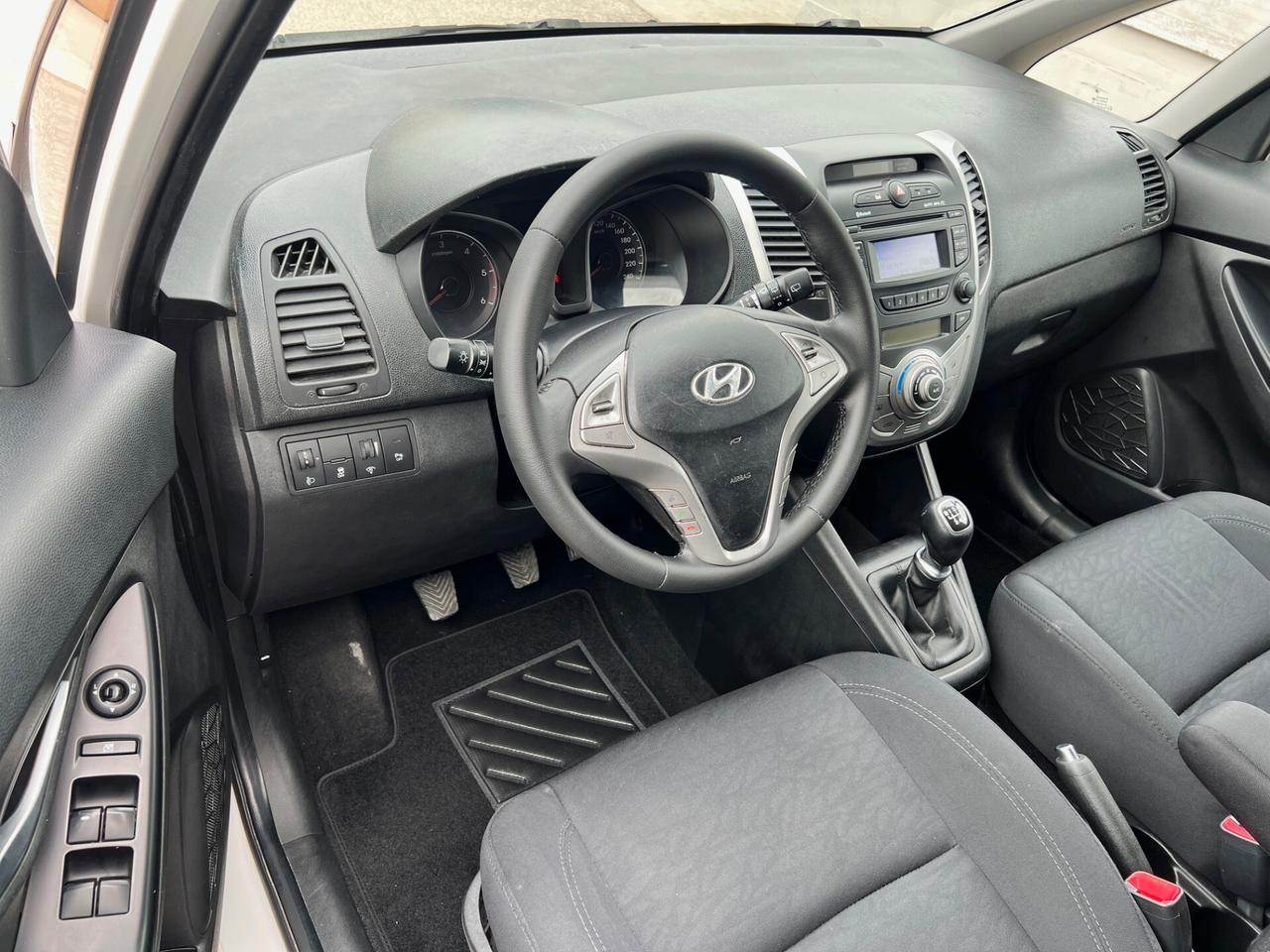 Hyundai iX20 1.6 crdi 115cv COMFORT PDC/TELCLIMA PERFETTA!!