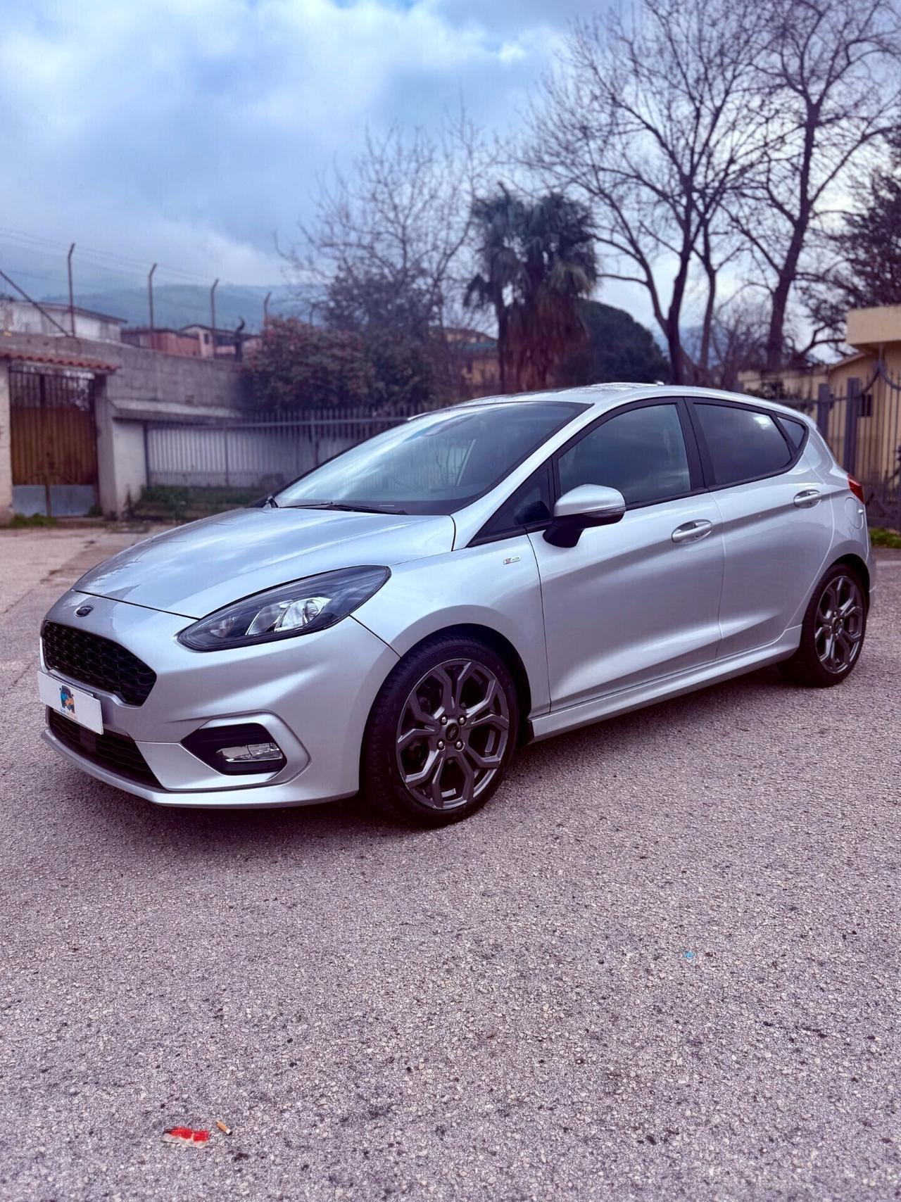 Ford Fiesta 1.0 Ecoboost Hybrid 125 CV 5 porte ST-Line