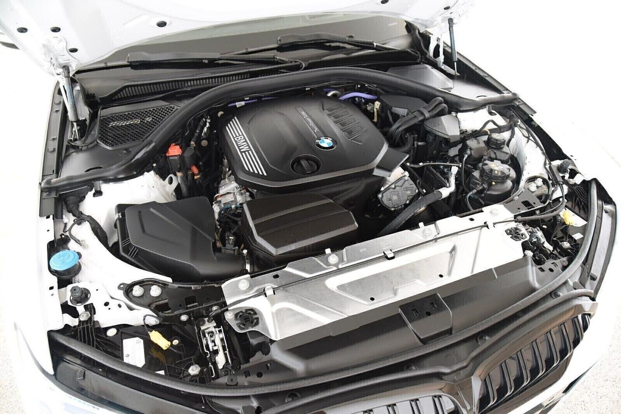 Bmw 320 d 48V xDrive Touring M Sport PANORAMA / LED / R19 / CAMERA POST.