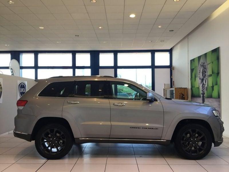 Jeep Grand Cherokee JEEP GRAND CHEROKEE 3.0 V6 CRD 250CV II Summit