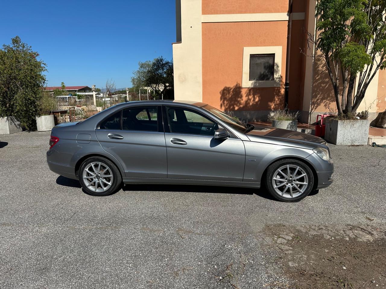 Mercedes-benz C 220 CDI BlueEFFICIENCY Elegance