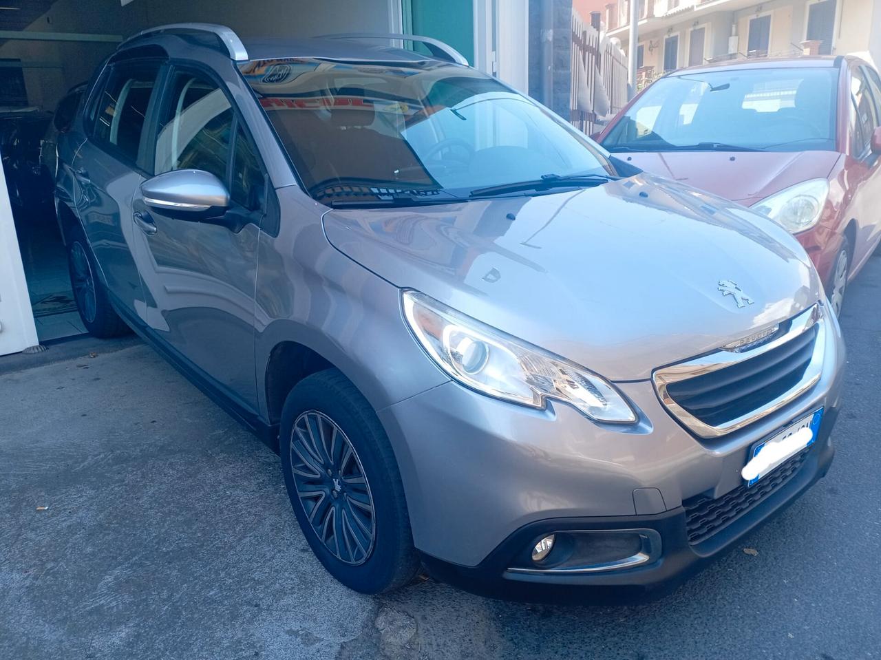 Peugeot 2008 BlueHDi 100 Allure