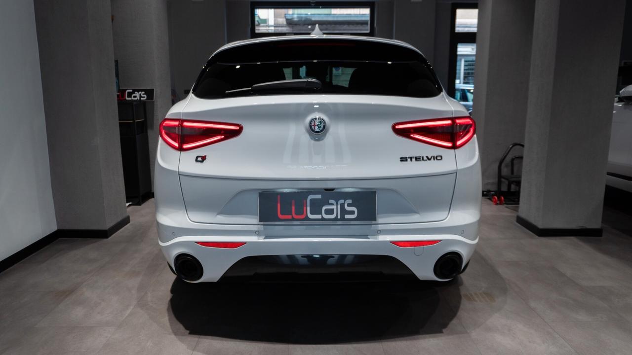 Alfa Romeo Stelvio 2.2d 210 CV AT8 Q4 Veloce IVA ESPOSTA