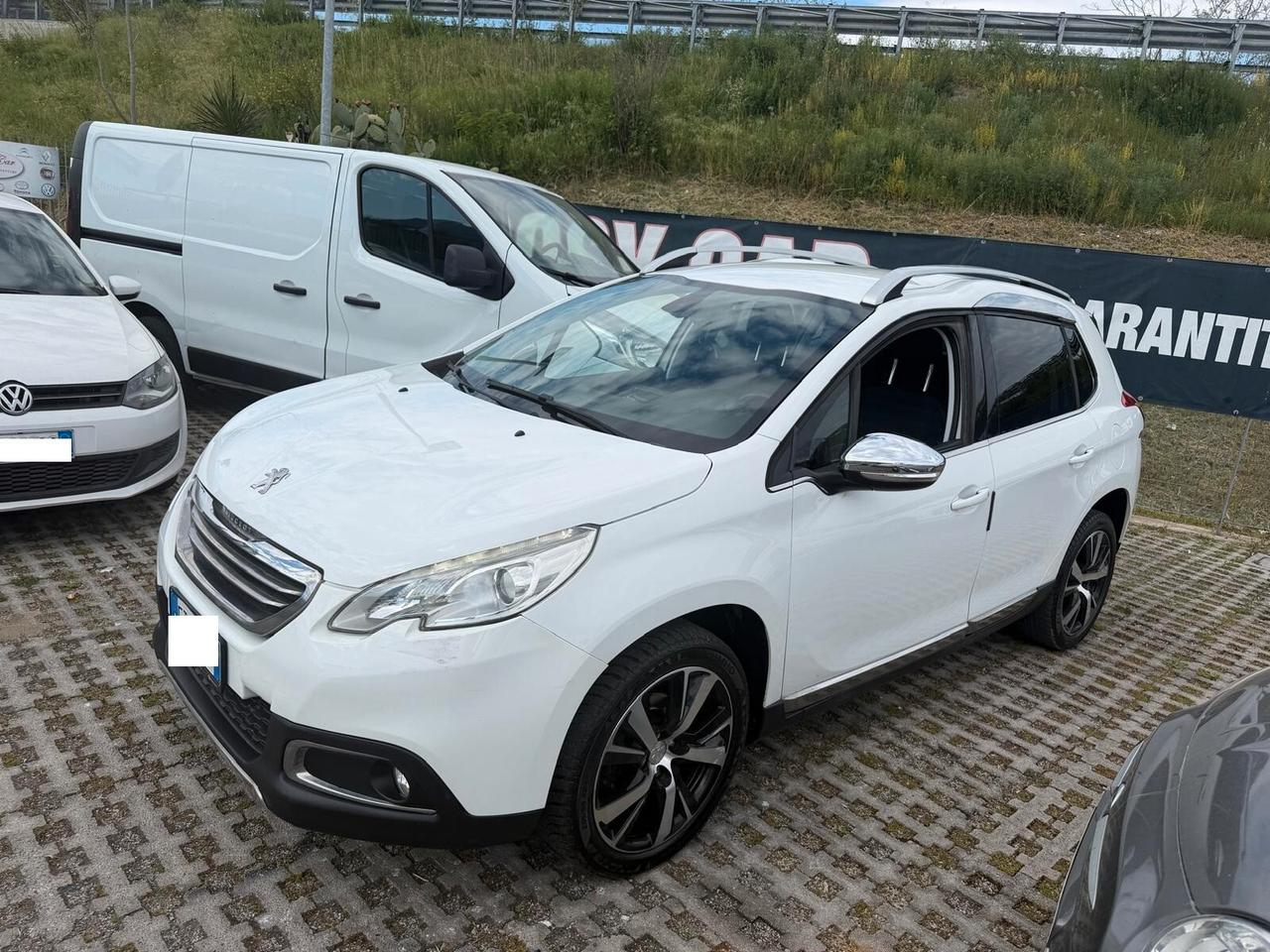 Peugeot 2008 1.6 e-HDi 92 CV Stop&Start Allure-04/2014