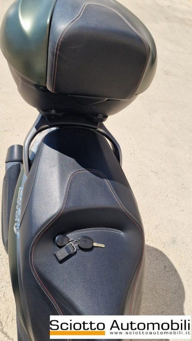 PIAGGIO Beverly 350 350