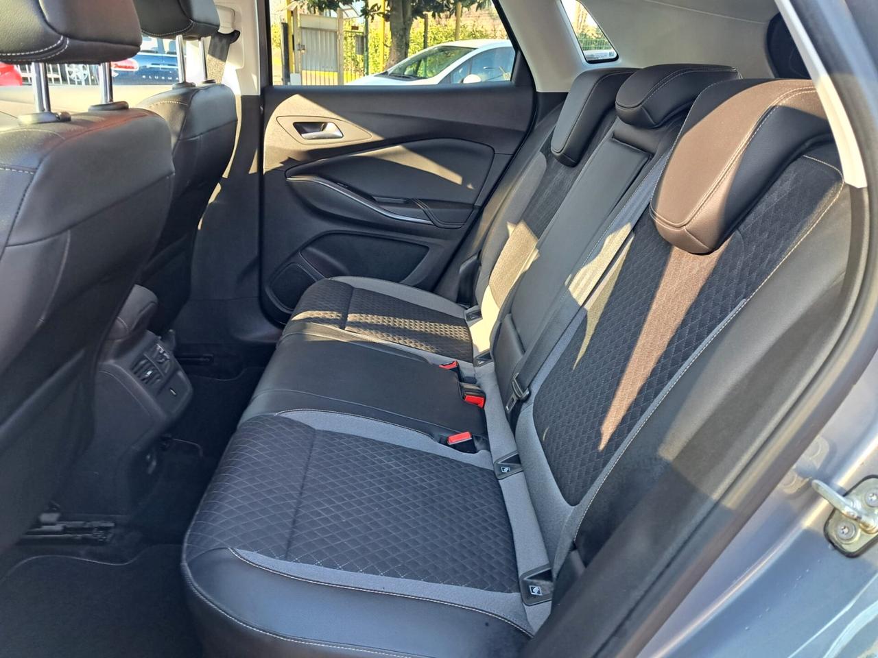 Opel Grandland X 1.6 diesel Ecotec Start&Stop Business