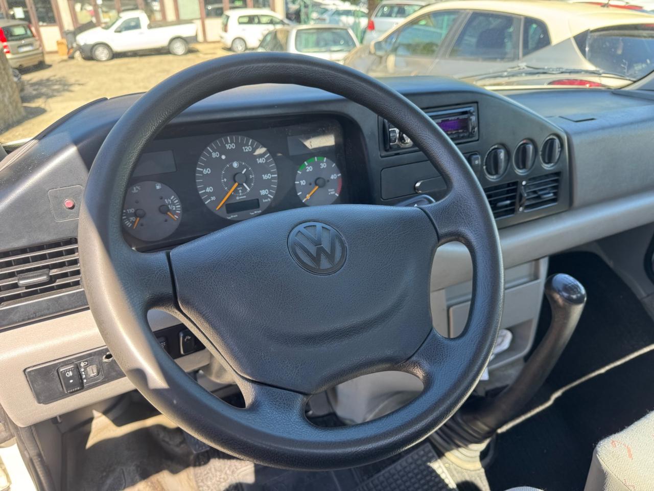 Volkswagen LT LT46 2.5 TDI (109 CV)