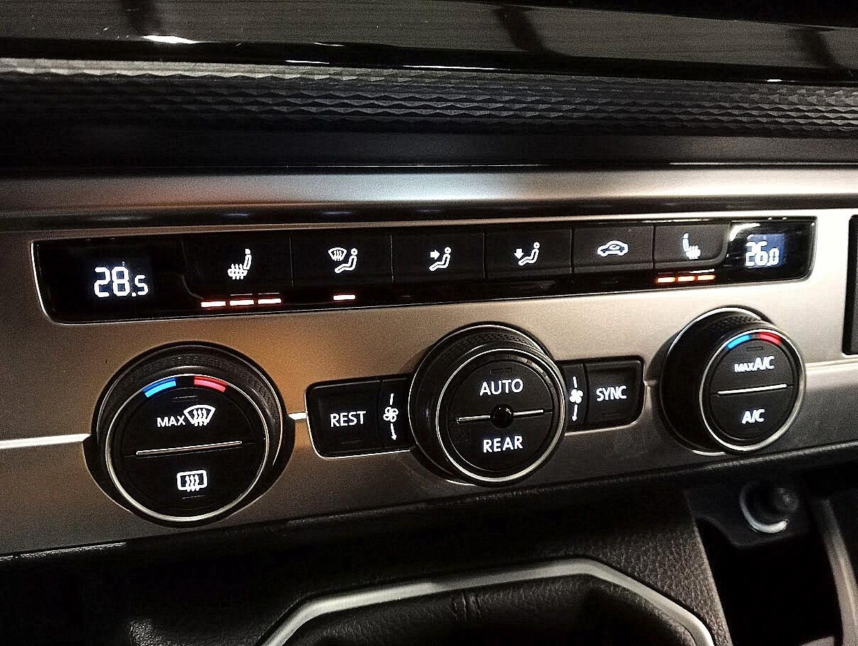 Volkswagen T6.1 Multivan T6 2.0 TDI 4MOTION 4X4 CAMERA GANCIO 7POSTI