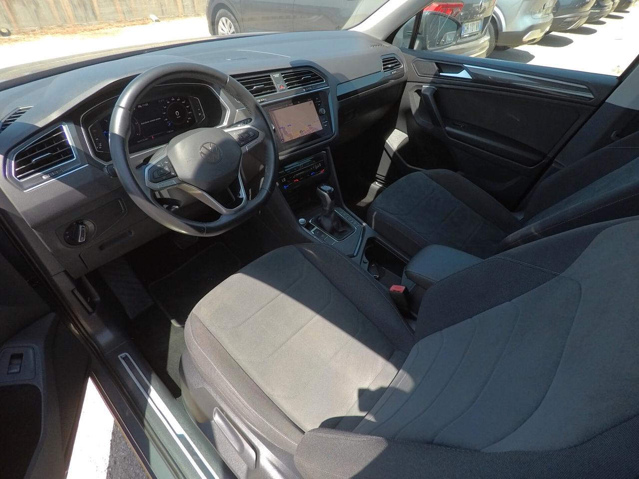 Volkswagen Tiguan 2.0 TDI 150 CV SCR DSG Elegance