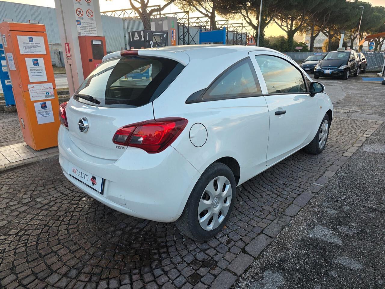 Opel Corsa 1.3 CDTI Van 2 posti con 224.000km Neopatentati ok