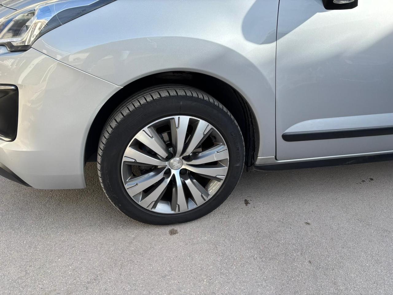 Peugeot 3008 BlueHDi 120 S&S Allure