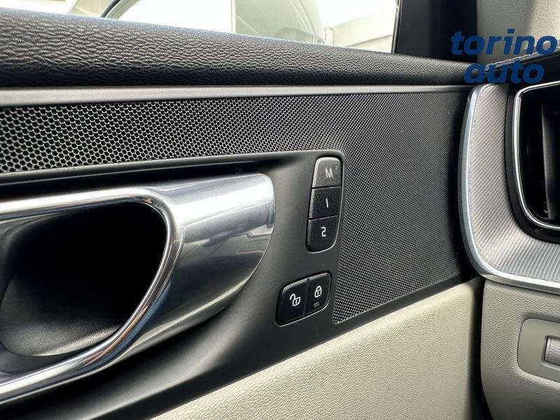 Volvo XC60 XC60 B4 (d) AWD Geartronic Inscription