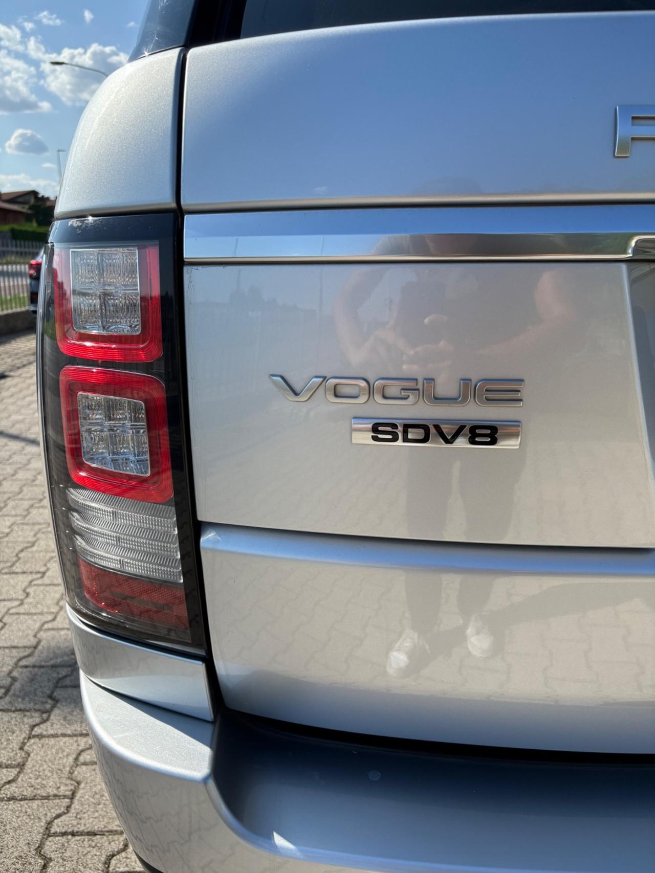 Land Rover Range 4.4 SDV8 Autobiography Black LWB