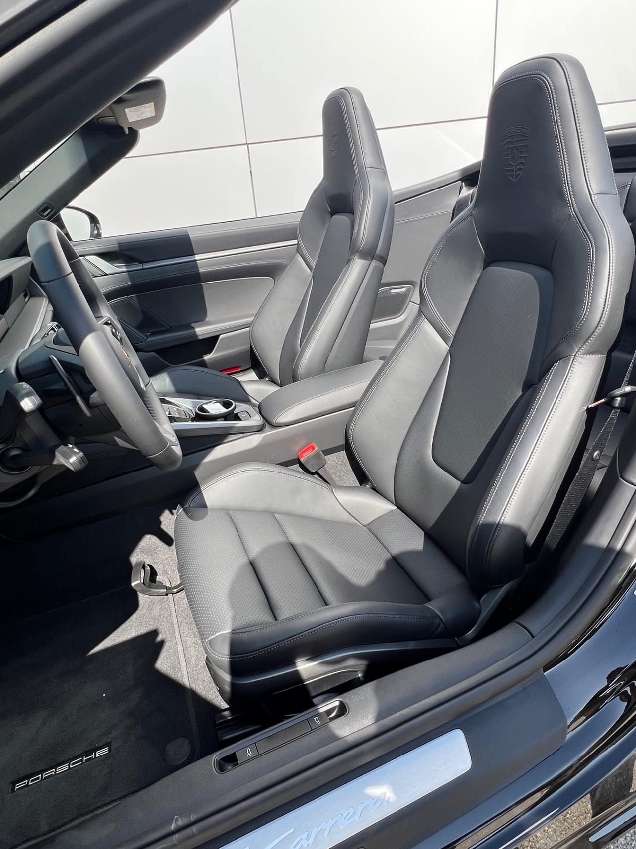 Porsche 992 Cabrio 394cv possibilità noleggio no scoring