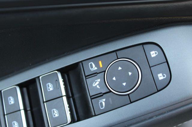 NISSAN Qashqai MHEV 140 CV N-Connecta